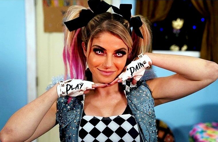 Alexa Bliss Announces Her Engagement