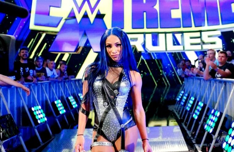 Sasha Banks Makes Her Return At Extreme Rules