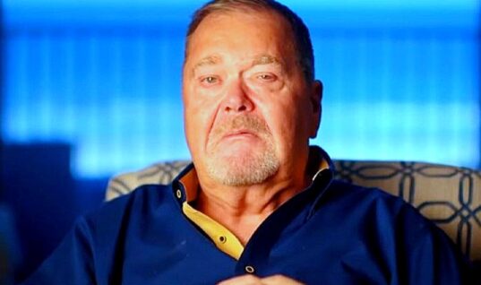 Jim Ross Apologizes For Appearing On Controversial Dark Side Of The Ring Episode