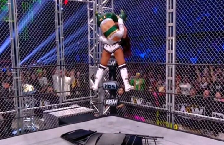Thunder Rosa Addresses Criticism Of Her Steel Cage Match With Britt Baker