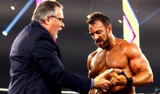 LA Knight Appears As Mace’s Manager Before Smackdown (w/Video)