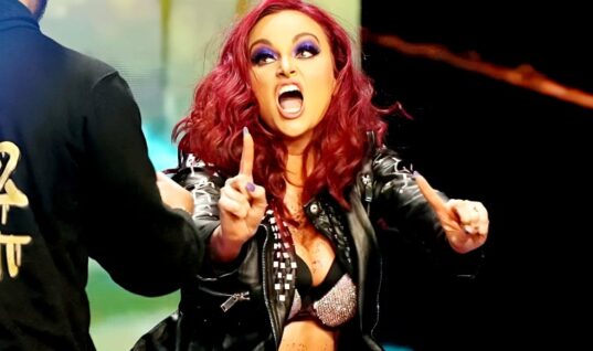 Maria Kanellis Reveals She’s Been Keeping A Secret