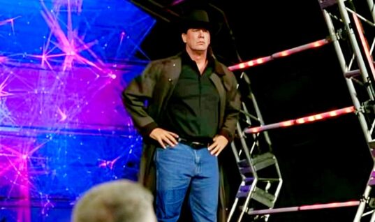 JBL Clotheslines Former WWE Wrestler On Indie Show (w/Video)