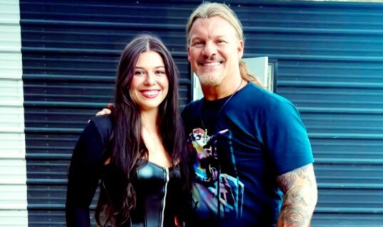 Daughter Of WWE Legend Reveals She Plans To Become A Wrestler