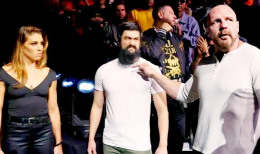 Fan Hilariously Describes AEW’s New Death Riders T-Shirt As “A Wrestling Shirt I Can Wear In Public And Not Be Embarrassed”