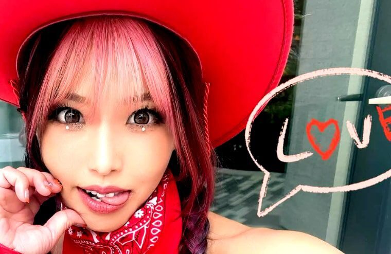 Stardom’s Mina Shirakawa Confirms Her Sex Symbol Status With Valentine’s Day Photo Drop