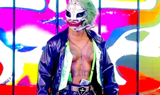Rey Mysterio Reveals How Comic Book Publishers Reacted To Him Wearing Superhero-Inspired Ring Gear