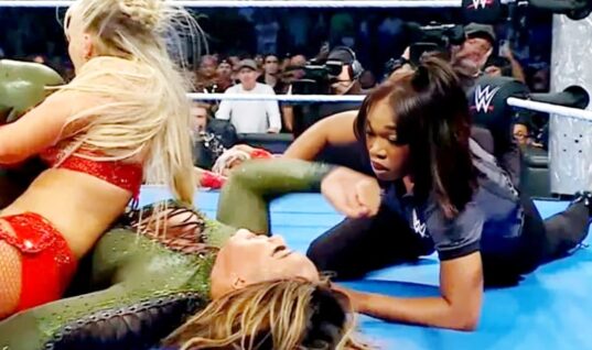 WWE Referee Acknowledges SmackDown Mistake