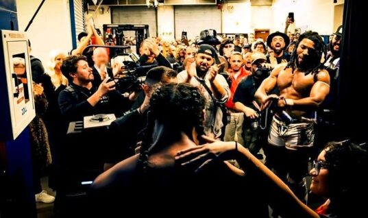 The Blurred Face In TNA Backstage Photo Has Been Identified