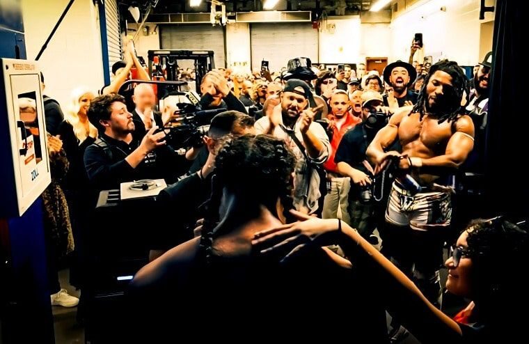The Blurred Face In TNA Backstage Photo Has Been Identified