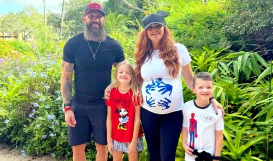 Maria Kanellis Shares Her Family’s Gender Reveal Happiness
