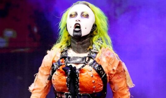 Abadon Shares The Ultimate Thirst Trap With “Husband’s Point Of View” Photo Drop