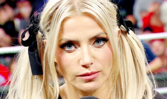 Alexa Bliss Responds To Those Criticizing Her Appearance