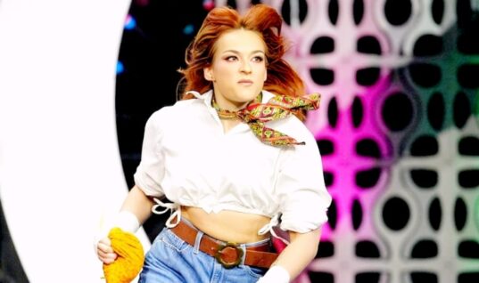 Jamie Hayter Flashes Chipped Tooth Following Brutal Blood & Guts Match