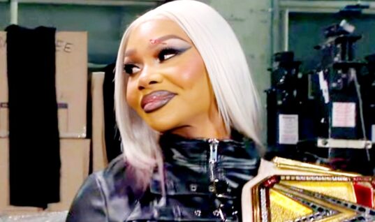 Jade Cargill Exudes Confidence In Her Latest Jaw-Dropping Mirror Selfies