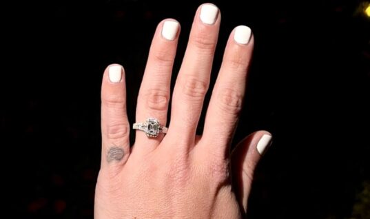 Wrestlers Go From Rivals To Fiancées Following Engagement Announcement