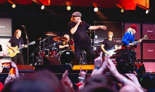 AC/DC Guitarist Hospitalized In Buenos Aires
