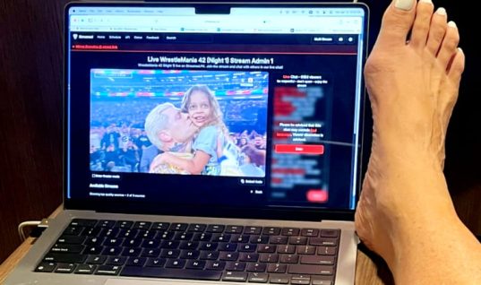 WWE Hall of Famer Reveals She Illegally Streamed WrestleMania 42