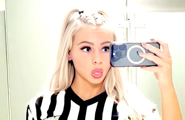 WWE Ref Vicky D’Errico Achieves WBFF Pro Status